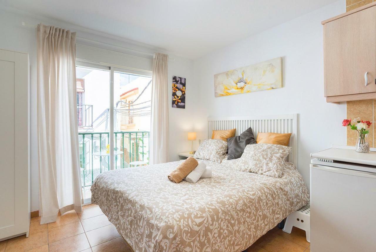 Studios Nerja Center D מראה חיצוני תמונה