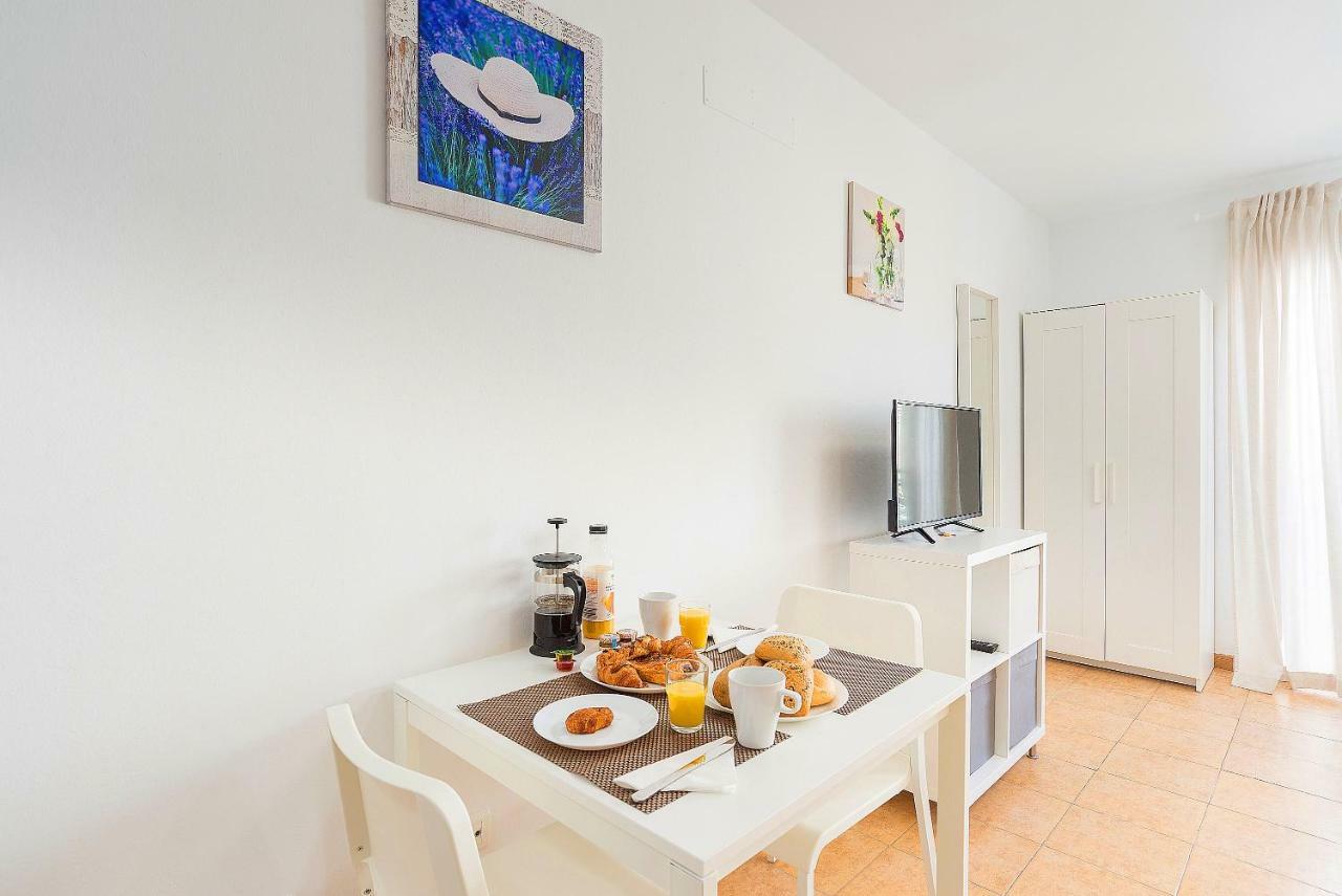 Studios Nerja Center D מראה חיצוני תמונה